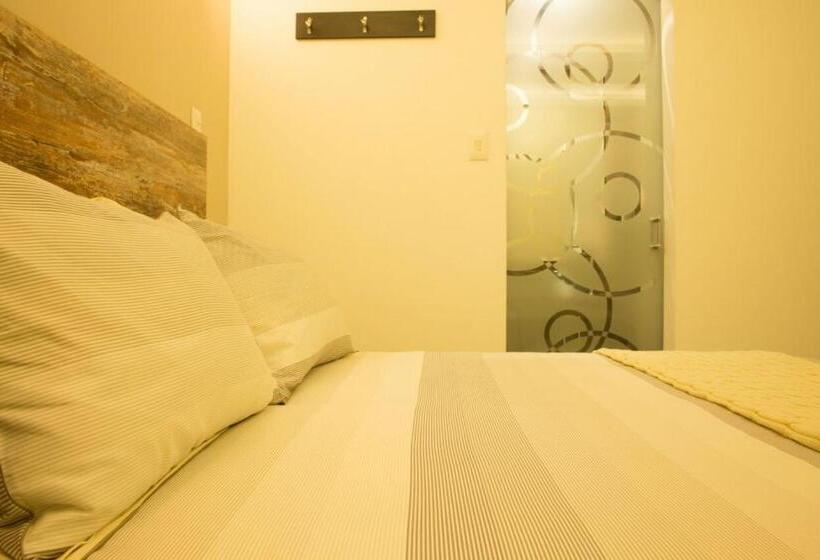 带阳台的豪华间, 212