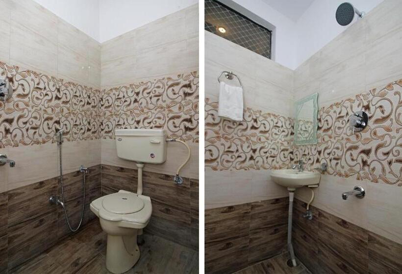 Habitació Triple Clàssica, Collection O 9529  Krishna Palace