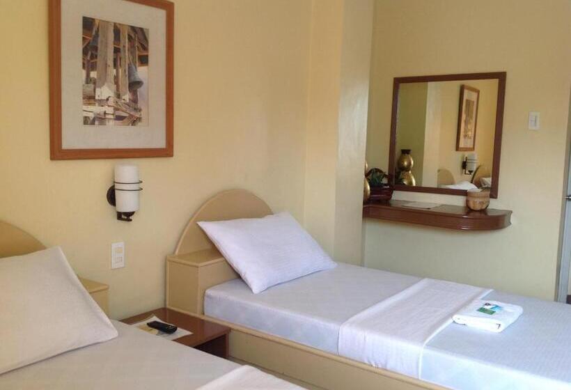 Camera Deluxe, Danel Pensionne House