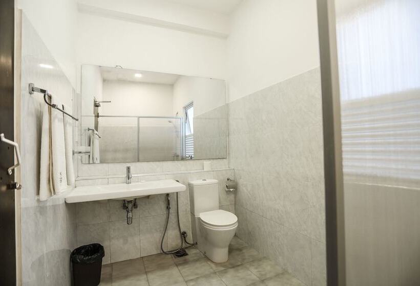 Трехместный Номер Deluxe Вид на Бассейн, Twenty Two Binaweli