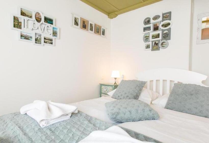 اتاق خانوادگی, Central Bled House