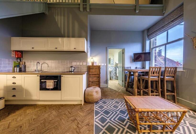 Семейный Номер, The Globe Inn