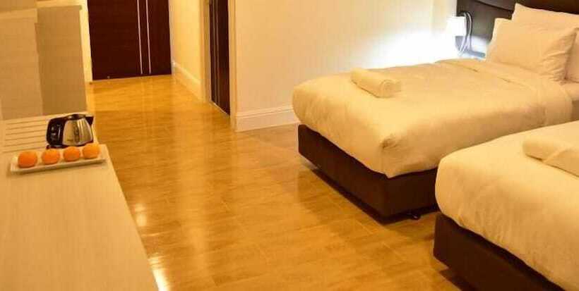 수피리어 룸, Avada