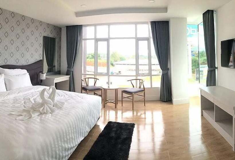 디럭스 룸 킹사이즈 침대, Avada