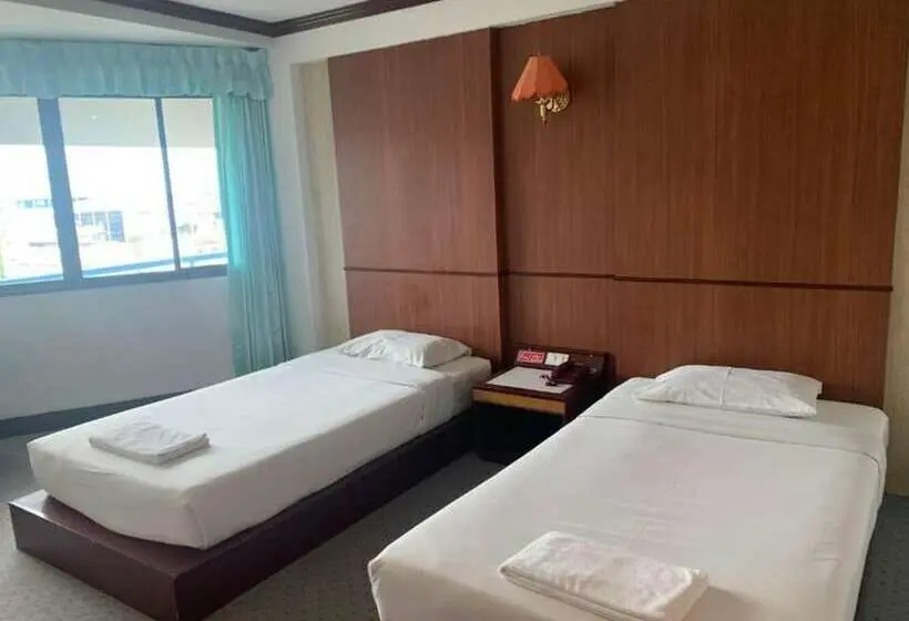 اتاق استاندارد, Golden Grand