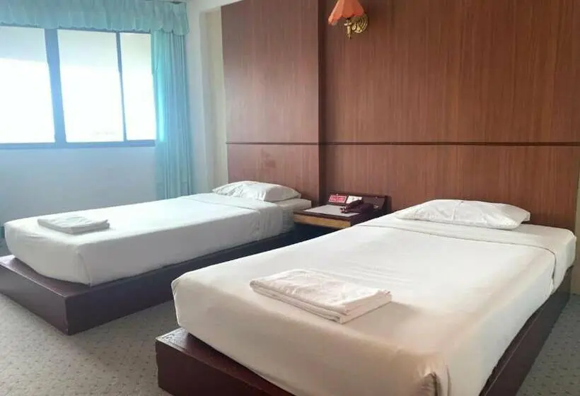اتاق استاندارد, Golden Grand