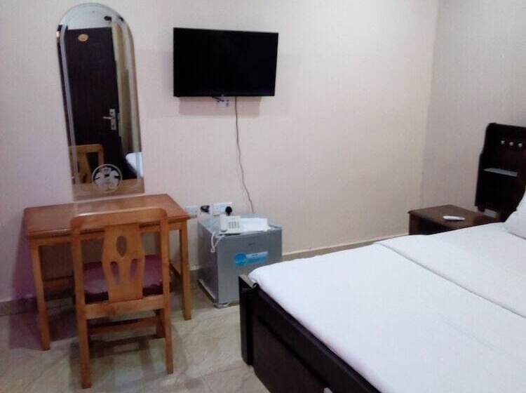 اتاق لوکس, Groovy