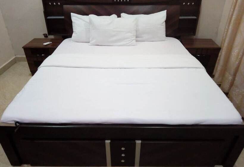 اتاق لوکس, Groovy