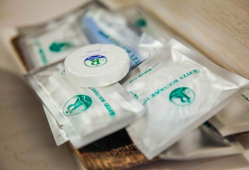 اتاق لوکس با چشمانداز شهر, Ritzy Boutique Hotel Da Nang Beach