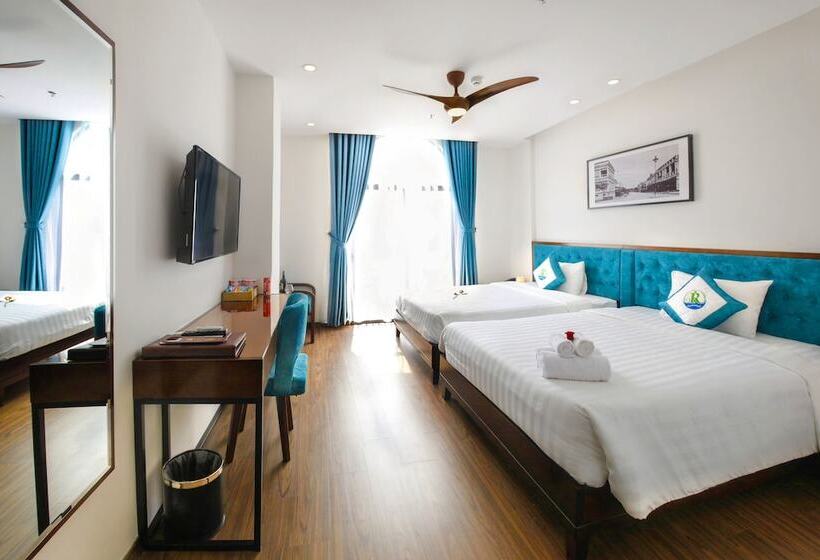 اتاق لوکس با چشمانداز شهر, Ritzy Boutique Hotel Da Nang Beach