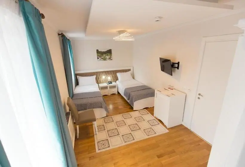 اتاق استاندارد یک نفره, Turizem Shkelzeni