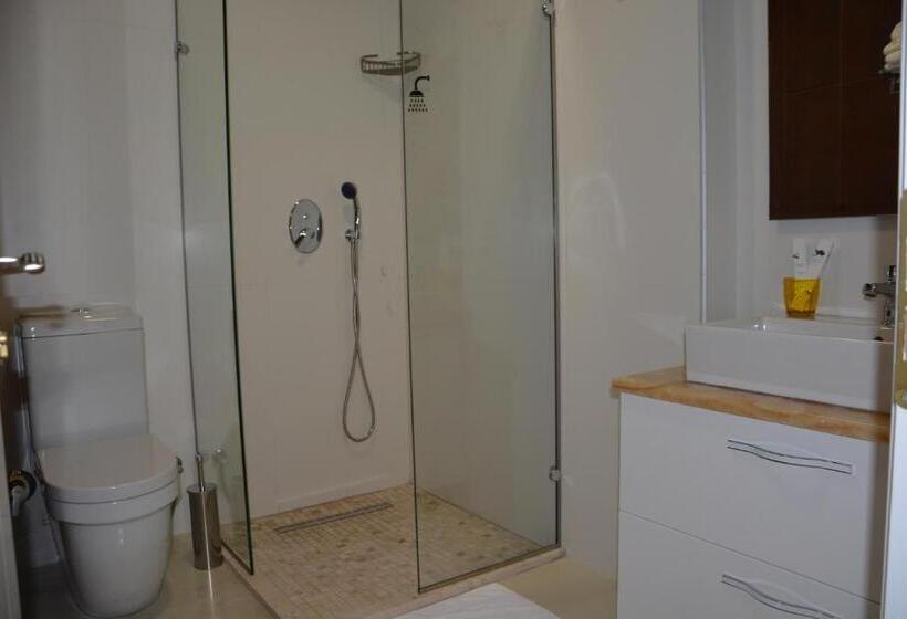 חדר סטנדרט יחיד, Turizem Shkelzeni