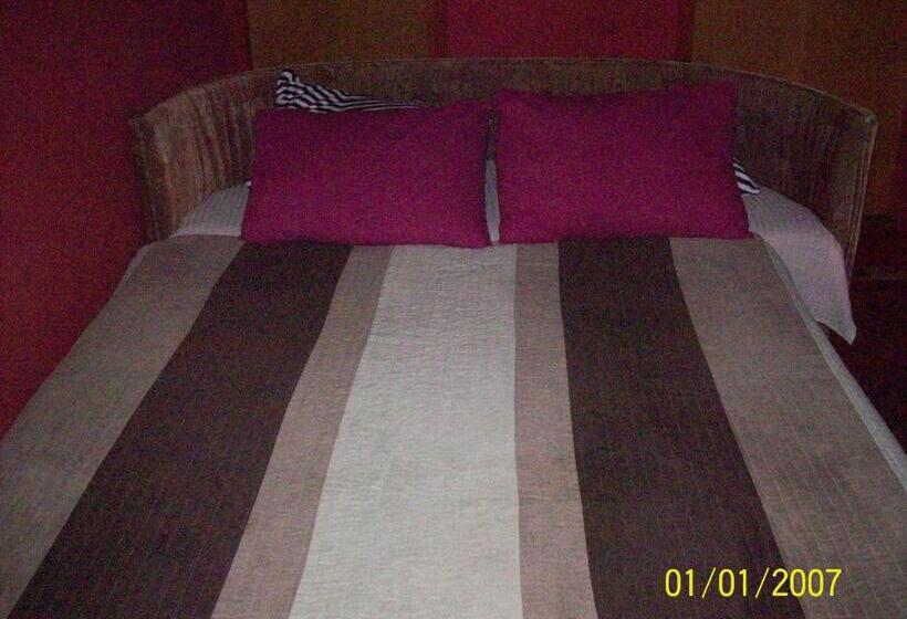 اتاق اکونومی, Pansion Stari Konak