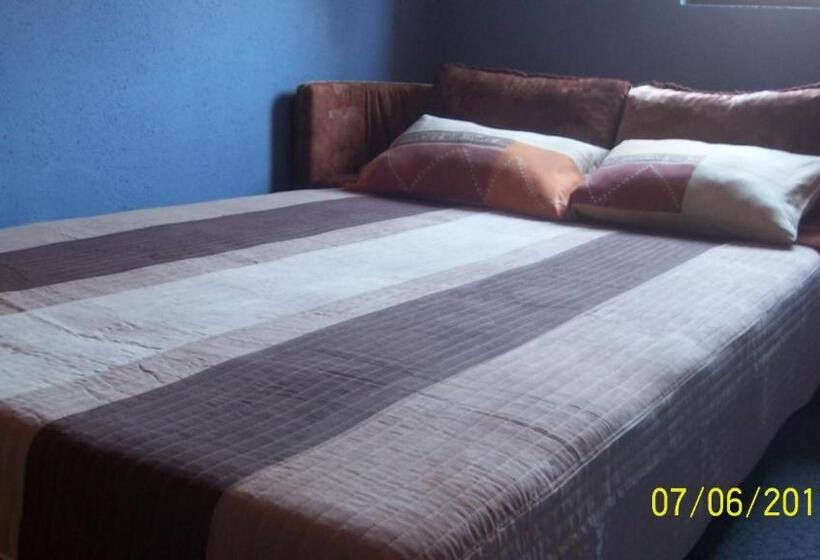 اتاق اکونومی, Pansion Stari Konak