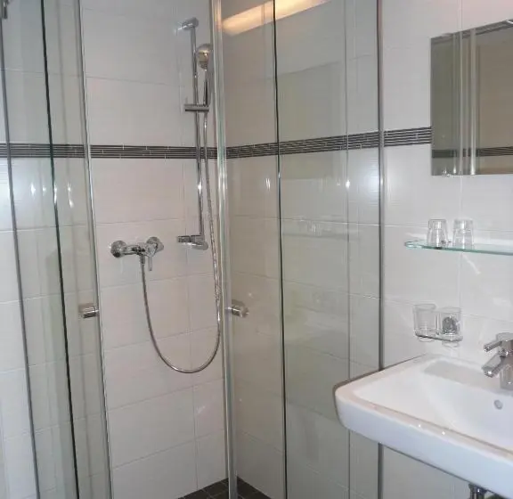 اتاق استاندارد با بالکن, Grünwaldhof