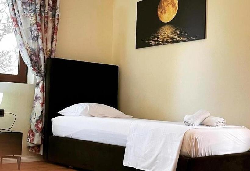 غرفة إقتصادية فردية, Ambasador Garden