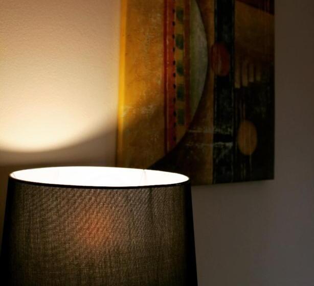 غرفة إقتصادية, Ambasador Garden