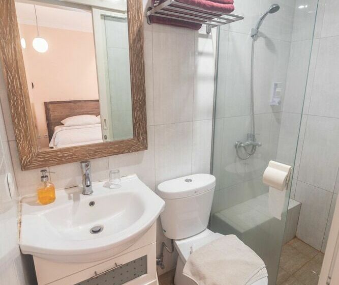 高级大房间, Front One Boutique Baluran Malang