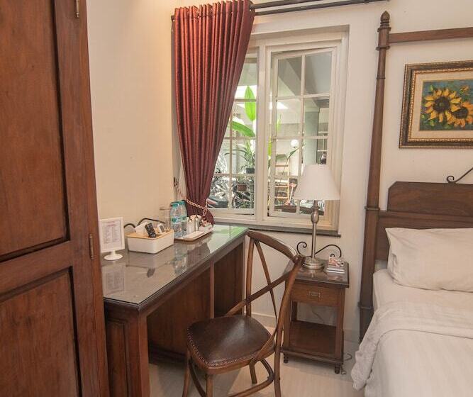 Номер Deluxe, Front One Boutique Baluran Malang