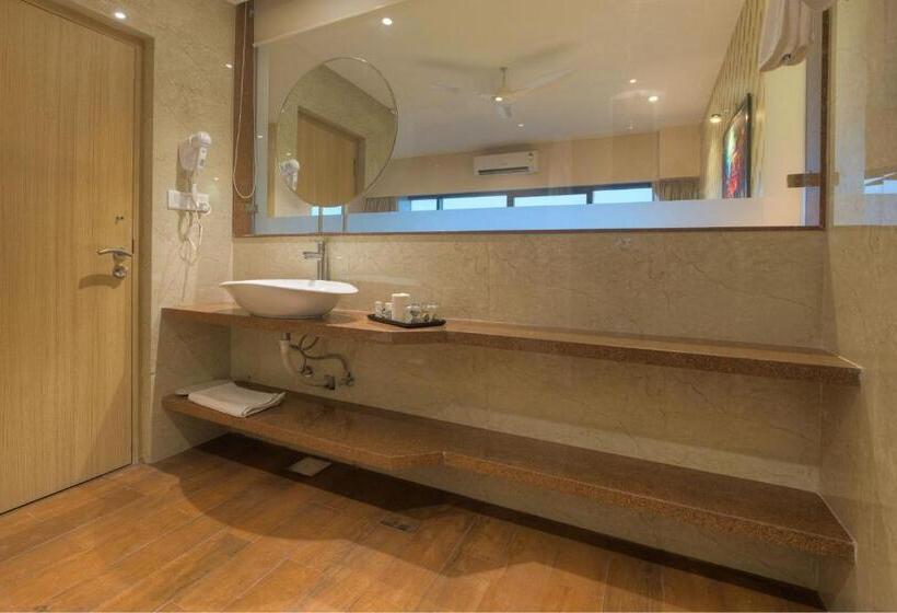 디럭스 룸, Sadbhav Villa