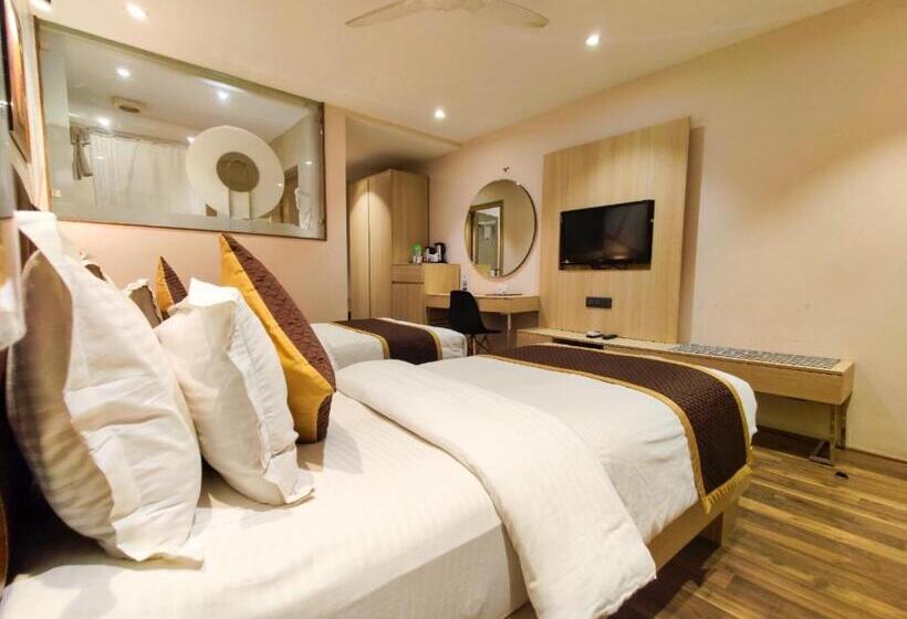 디럭스 룸, Sadbhav Villa