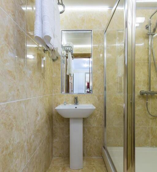 اتاق استاندارد یک نفره, Linton Hotel Luton