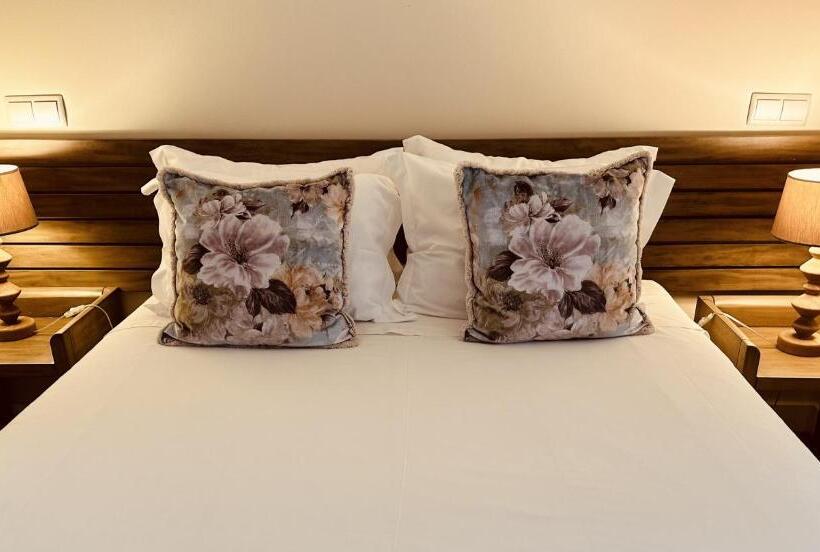 חדר סטנדרט, Quinta Do Pinheiro Hotel E Eventos By Grupo Quinta Dos Lagos