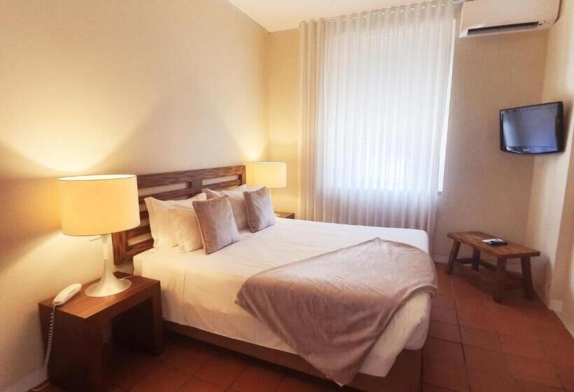 סוויטה משפחתית, Quinta Do Pinheiro Hotel E Eventos By Grupo Quinta Dos Lagos