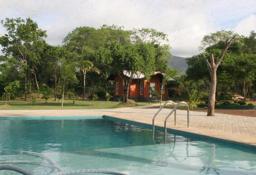 Quarto Deluxe Vista Montanha, Ritigala Lodge