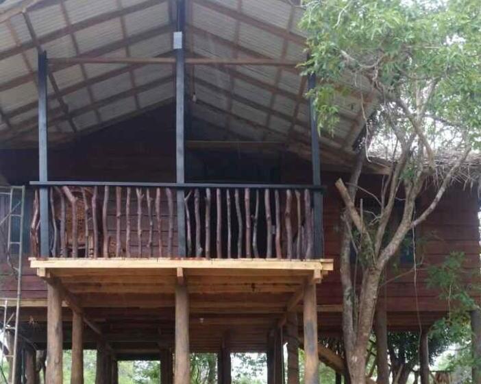 Quarto Deluxe Vista Montanha, Ritigala Lodge