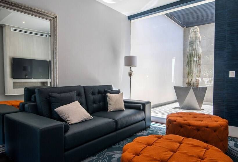 סוויטה דלוקס, Marsella 45