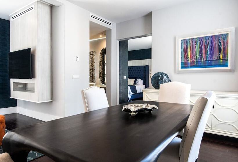 סוויטה דלוקס, Marsella 45