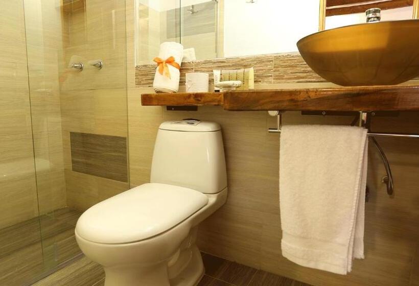 스탠다드 트리플 룸, Fontana Plaza