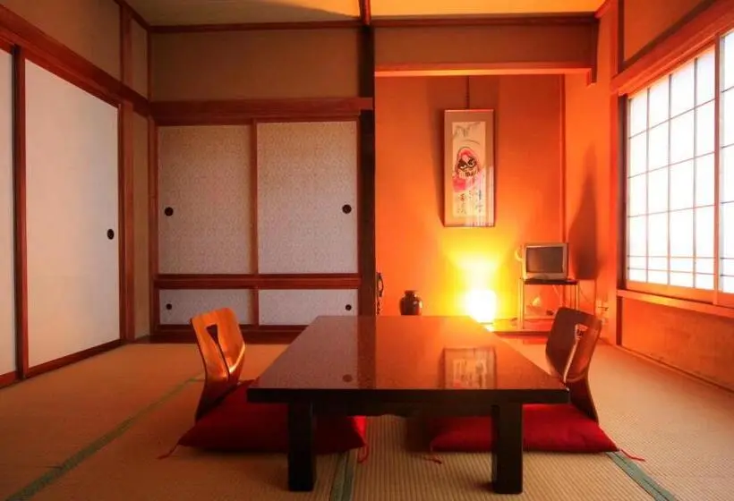 Family Room, Nobori
