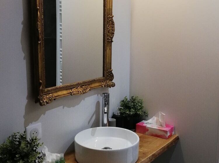 اتاق استاندارد, La Tour Gregoire