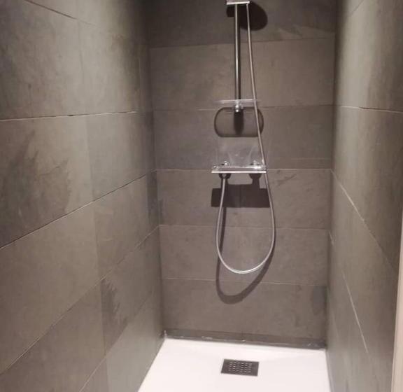 سوییت, La Tour Gregoire