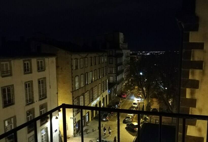 اتاق استاندارد, La Tour Gregoire