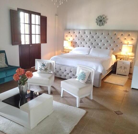 מיטת קינג בסוויטה, Colonial Andino   Parque Principal De Pitalito