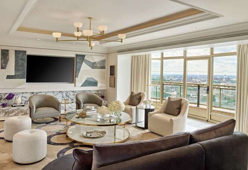 سوئیت با تخت بزرگ, Hilton Astana