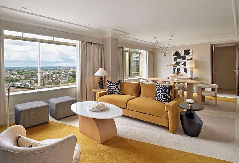 اتاق اجرایی با تخت بزرگ, Hilton Astana