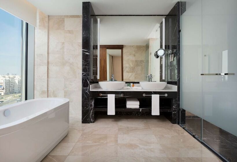 سوییت اجرایی, Hilton Astana