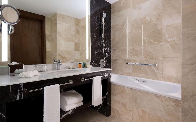 اتاق اجرایی, Hilton Astana