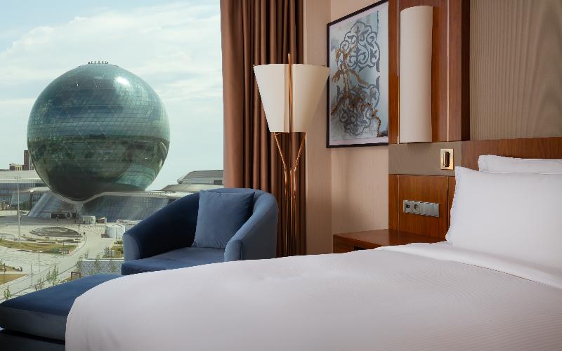 اتاق اجرایی, Hilton Astana