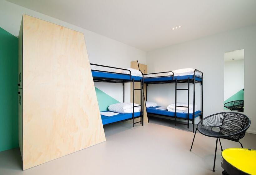 غرفة عائلية, Via Amsterdam