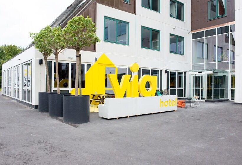 سرير فى غرفة مشتركه, Via Amsterdam