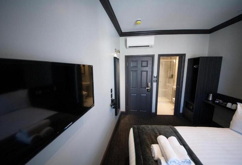 חדר דלוקס, The Duke Rooms London