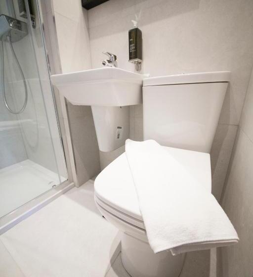 חדר דלוקס, The Duke Rooms London