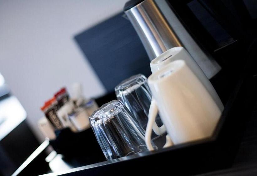 חדר דלוקס, The Duke Rooms London