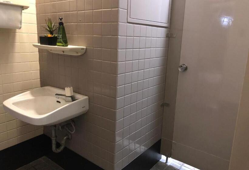 标准单人间共用浴室, Business Stay