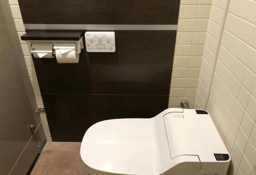 基本单人间共用浴室, Business Stay